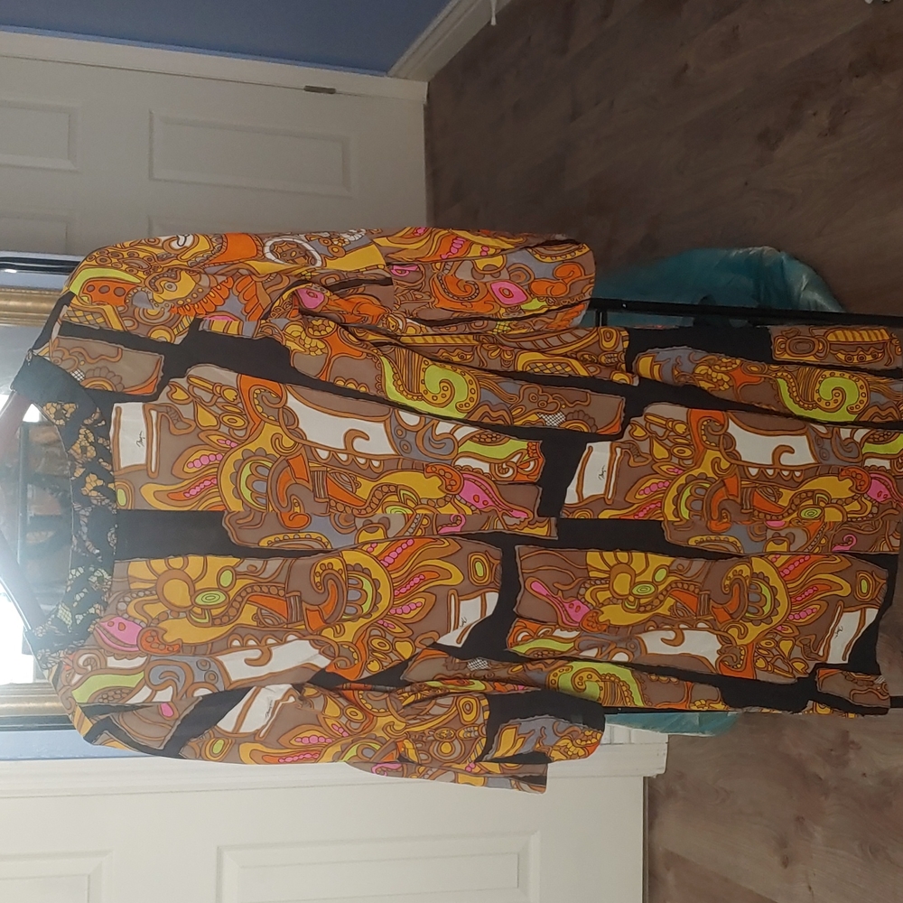 Trina Turk Silk size 4 Dress. - Picture 6 of 7